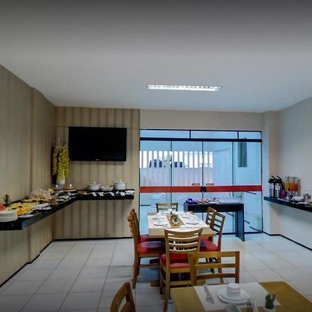 Holiday Hotel Picos ภายนอก รูปภาพ